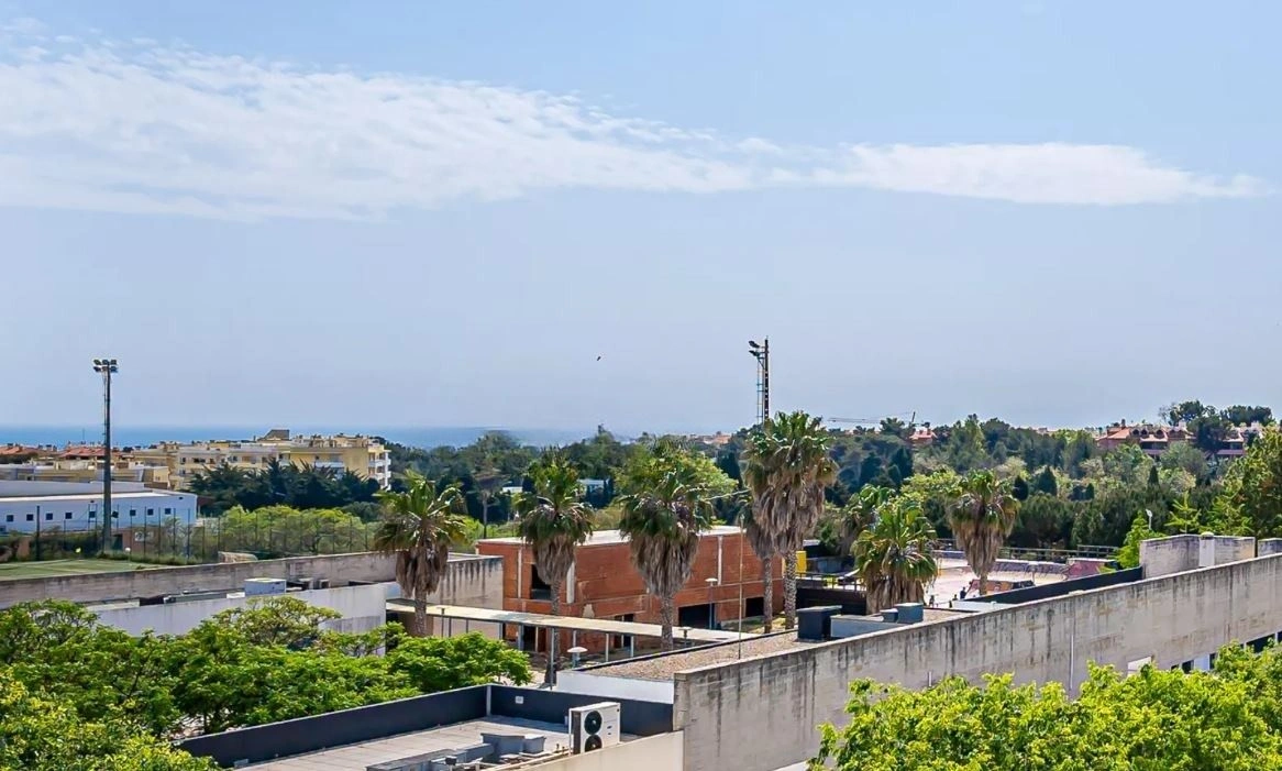 Modern apartment 1+1 with sea view in Cascais, Portugal