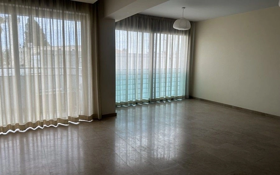 Modern apartment 104 m2 in Larnaca