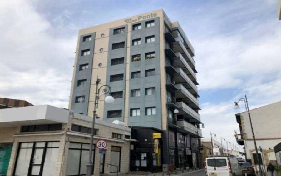 Modern apartment 104 m2 in Larnaca