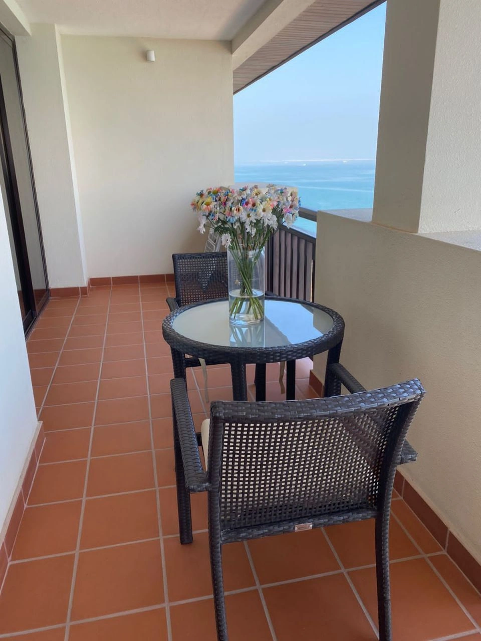 Furnished apartment 164.32 m2 in a residential complex with panoramic views of the sea and the Dubai skyline