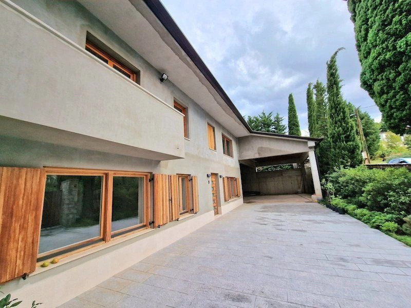 ویلا 6+1 با دید به خلیج تریسته در کوپر