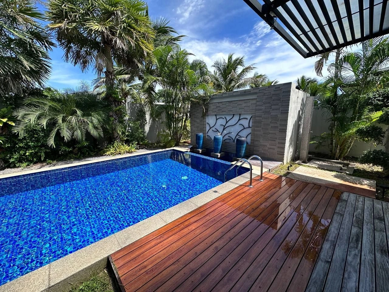 Ready-made villa 239 m2 near Layan beach, Phuket