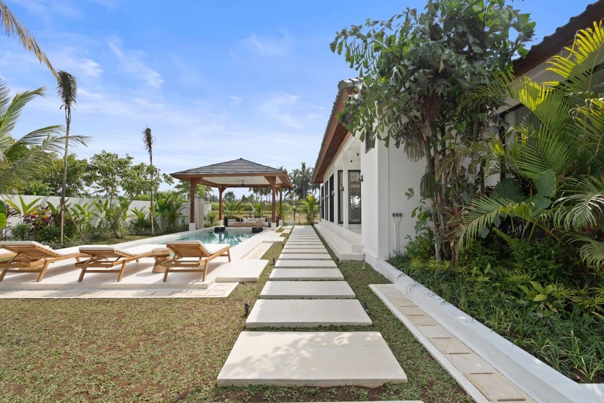 Spacious villa 358 m2 in Jimbaran