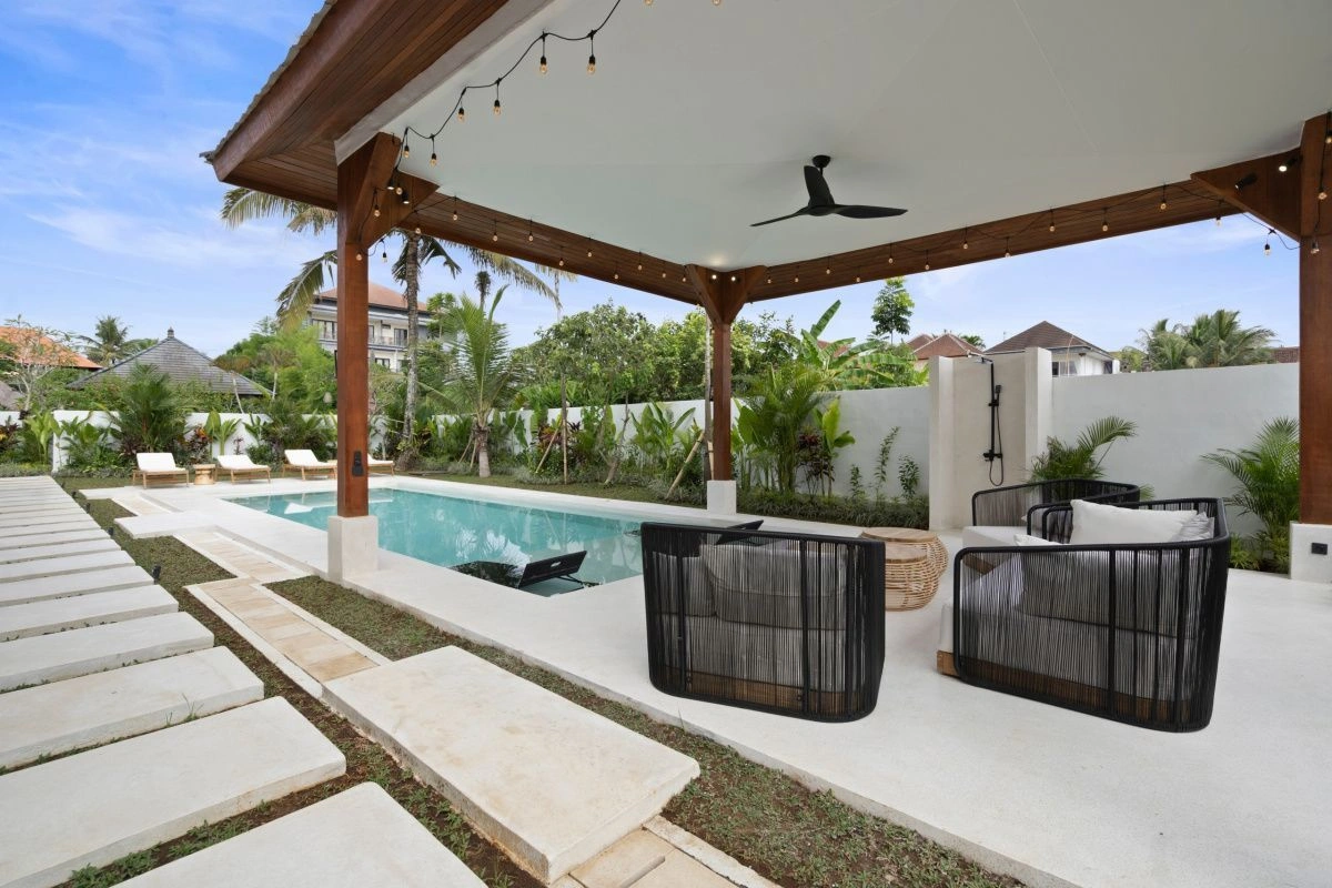 Spacious villa 358 m2 in Jimbaran