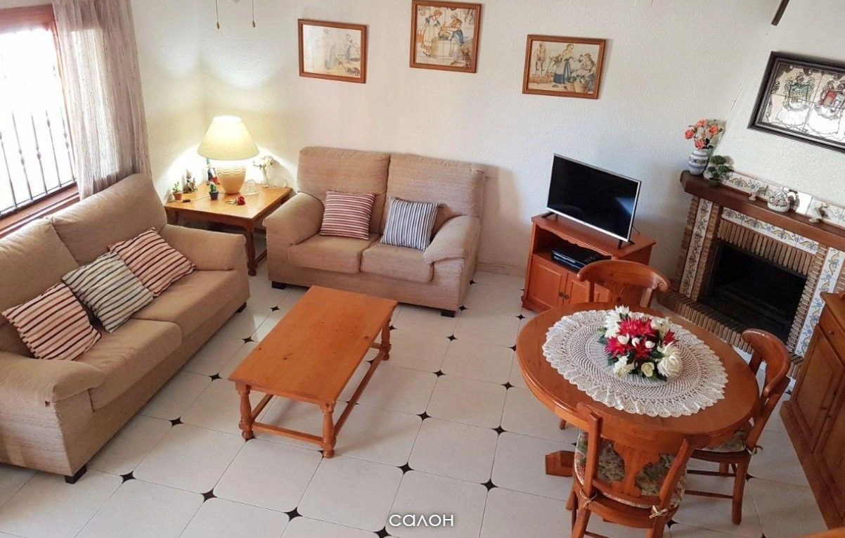 Villa de lujo 5+1 para una gran familia en Valencia