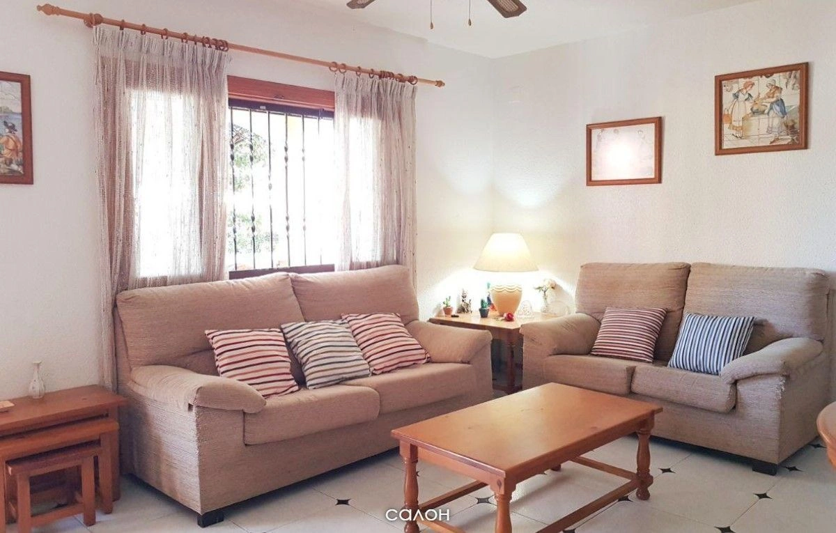 Villa de lujo 5+1 para una gran familia en Valencia