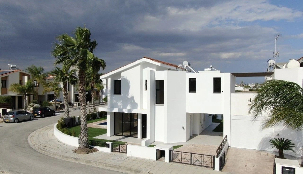 Villa Larnaca 540k € ✅ bela acomodação em Chipre