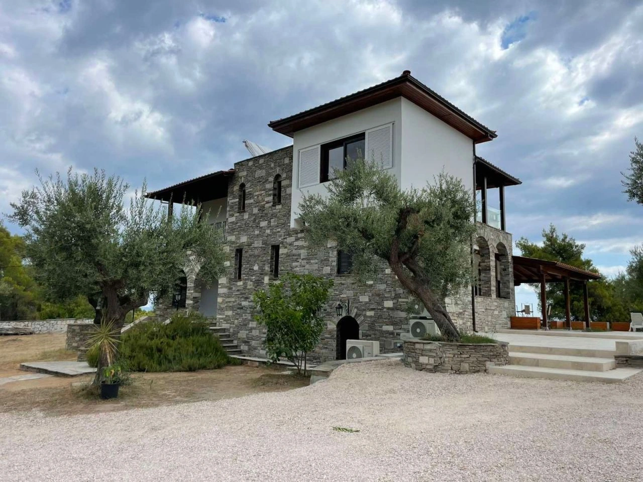Exquisite 5+1 villa in Sithonia