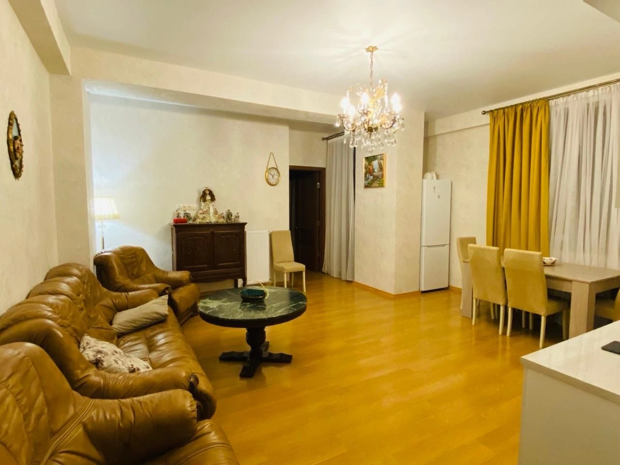 شقة عائلية بمساحة 73 متر مربع للعيش في تبليسي