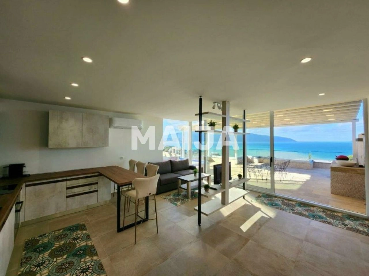 Apartamento para morar à beira-mar de 82 m² em Vlora