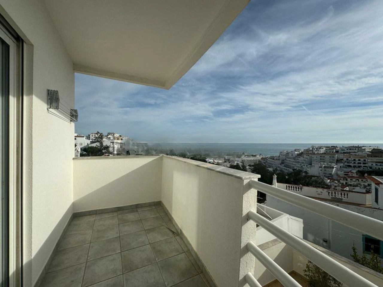 पुर्तगाल के अल्बुफेइरा क्षेत्र में 88 m² का आरामदायक अपार्टमेंट