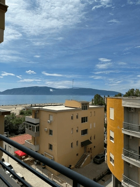 Spacious apartment 113 m2 in Vlora