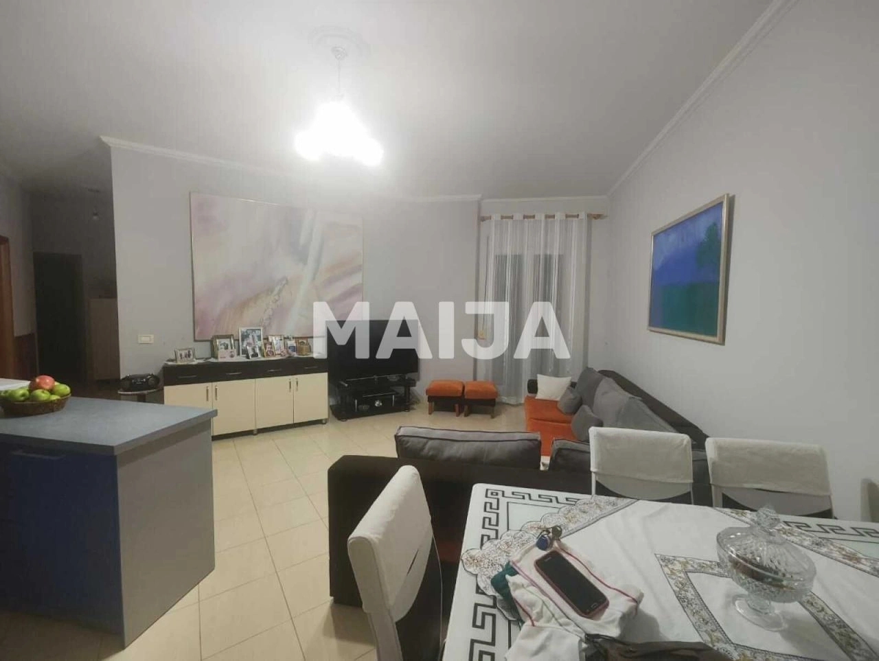 व्लोरा में 3+1 अपार्टमेंट