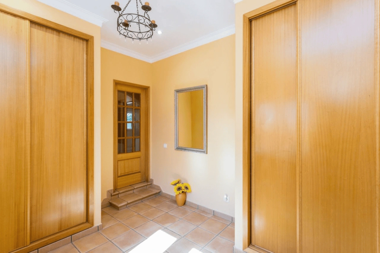 منزل فاخر بمساحة 294 متر مربع في ألتور مع إطلالات على فارو