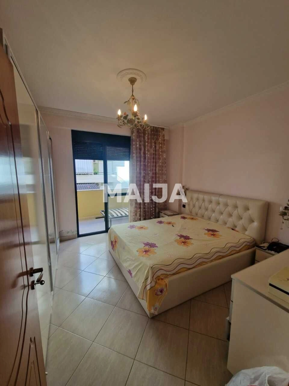 Furnished apartment 102 m2 for living in Vlora