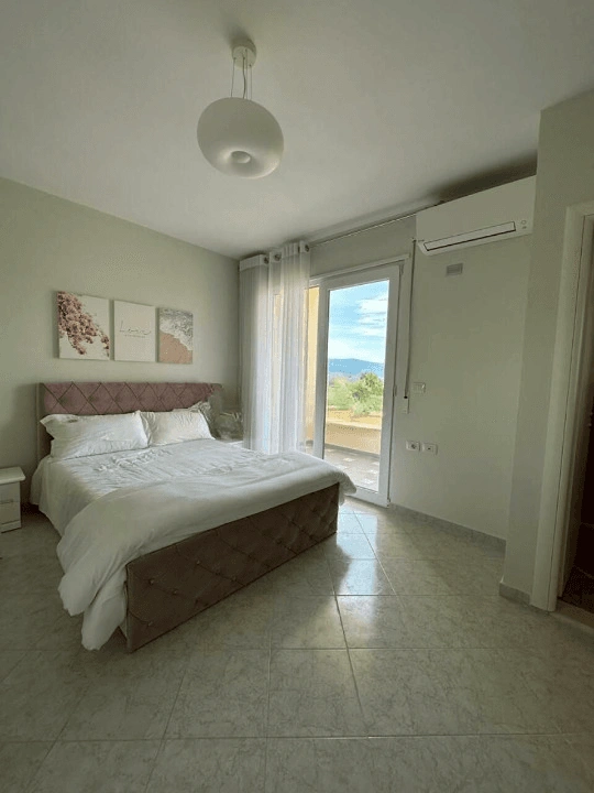 Spacious apartment 113 m2 in Vlora