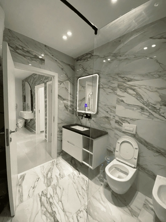 Apartment for living by the sea 82 m2 in the city of Vlora