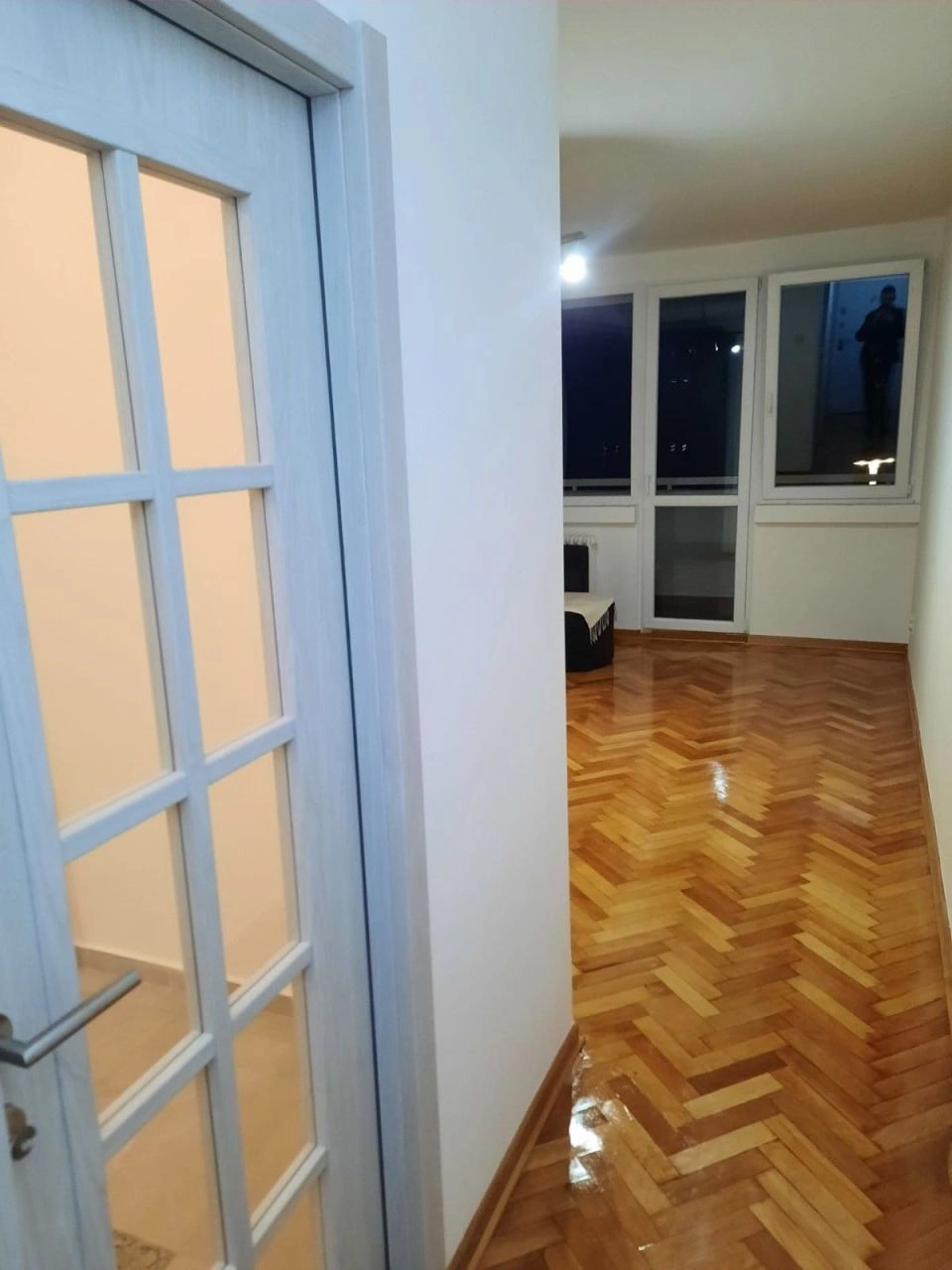 Luminoso apartamento amueblado en una zona prestigiosa de Belgrado - 80,000 €