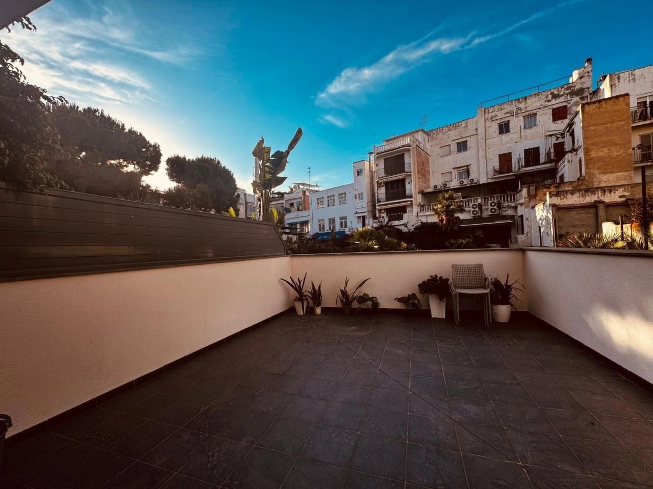 شقة بمساحة 80 m2 للسكن في برشلونة