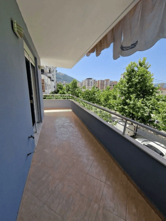 View apartment 95 m2 in Vlora