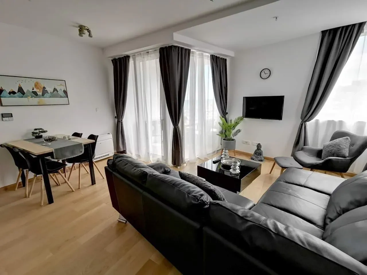 Modern apartment 51 m2 with sea views in Budva