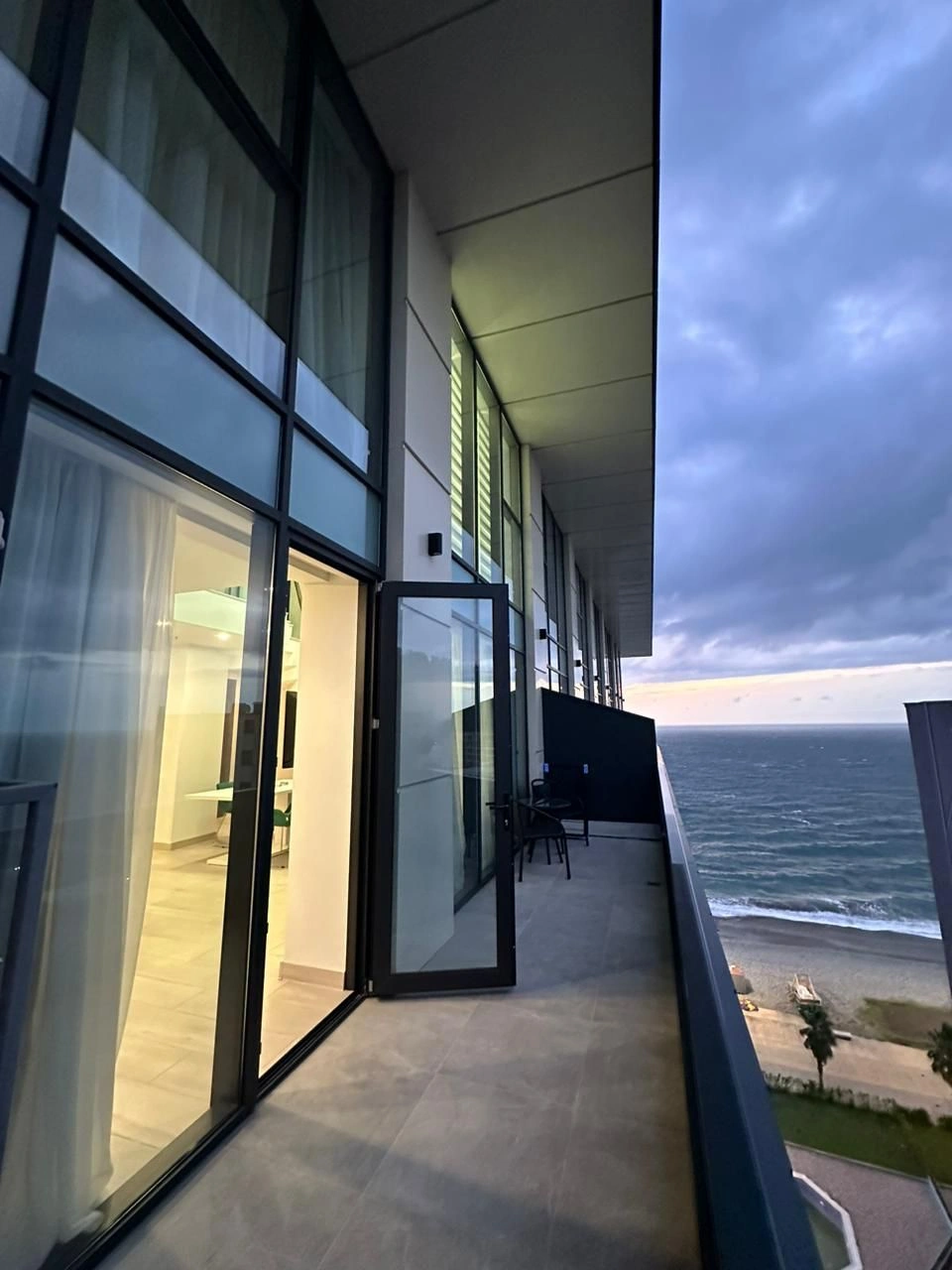 Karadeniz kıyısındaki Batumi'de, 3+1 lüks penthouse