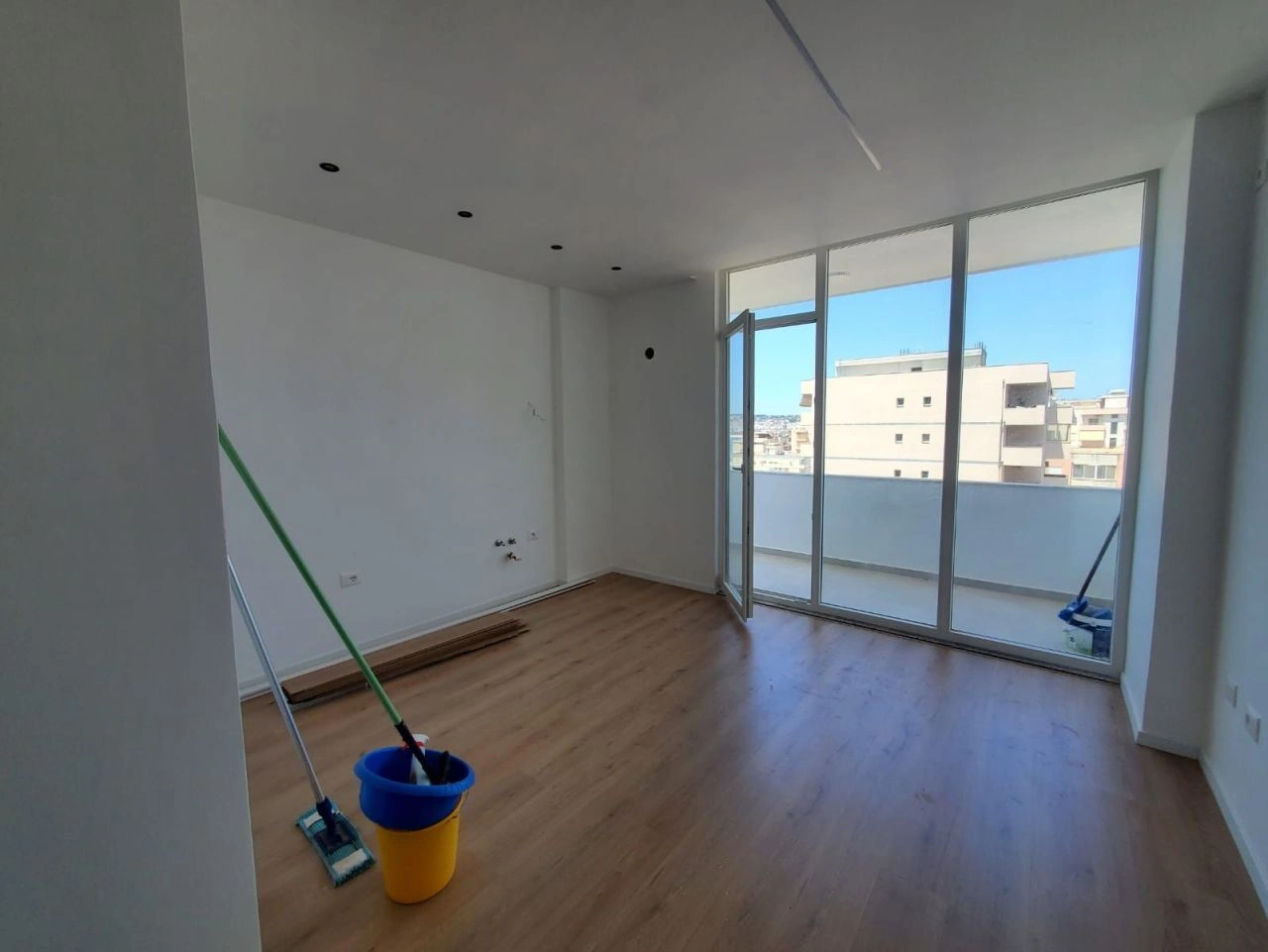 Apartment 57 m² with sea view in Durres