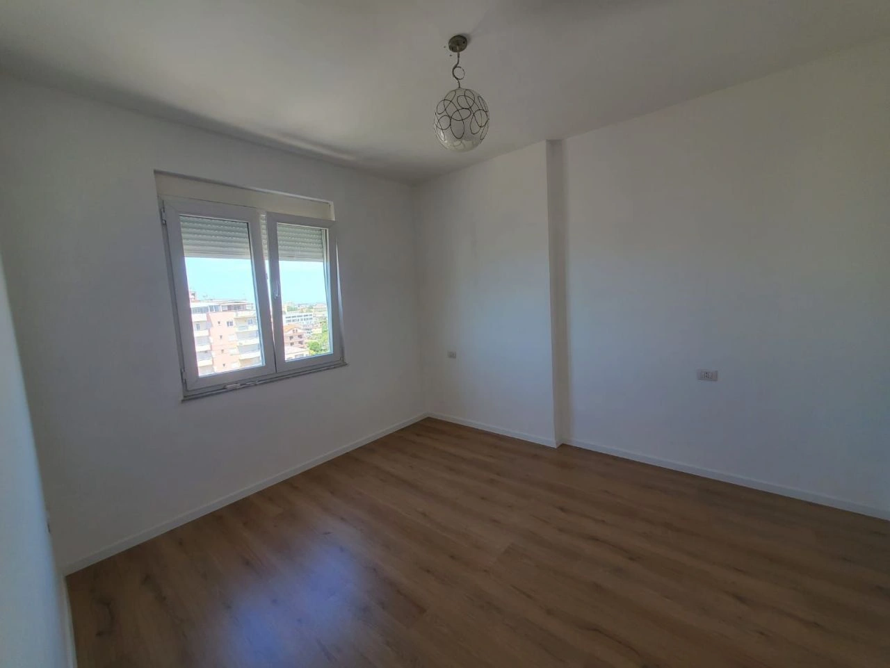 Apartment 57 m² with sea view in Durres