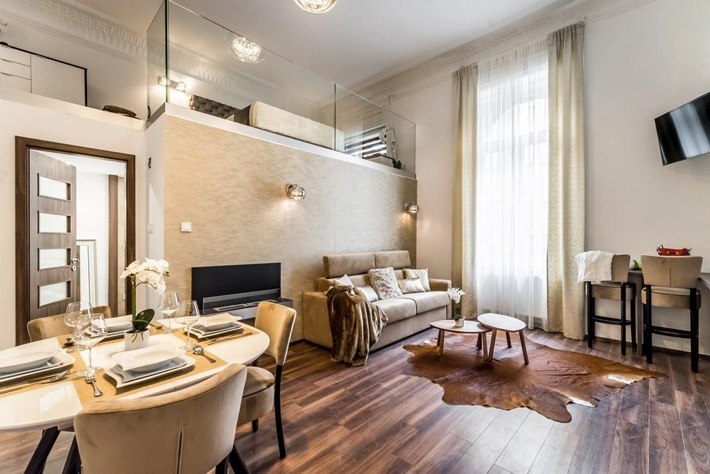 Appartement 3+1 avec vue sur la ville, au centre de Budapest