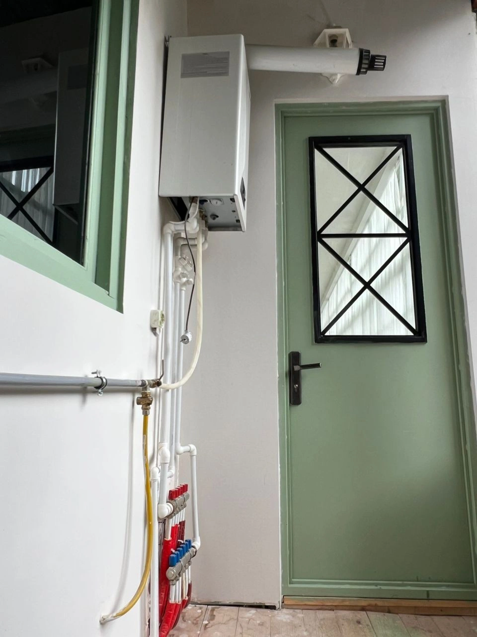 Tbilisi के केंद्र के इतालवी आँगन में 70 m2 का लग्जरी अपार्टमेंट