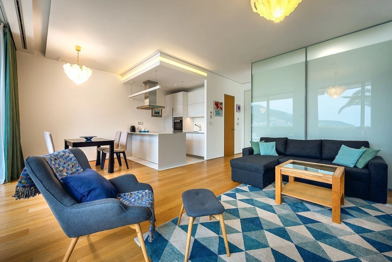 Exklusive Wohnung 94 m2 mit Meerblick in Budva