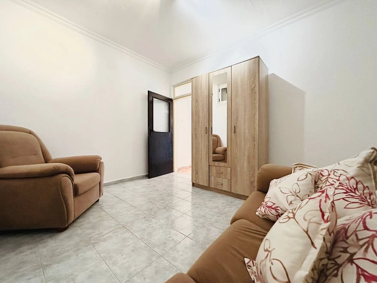 اشترِ شقة في بودفا بسعر 75 ألف يورو ✅ سكن ميسور التكلفة في مونتينيغرو