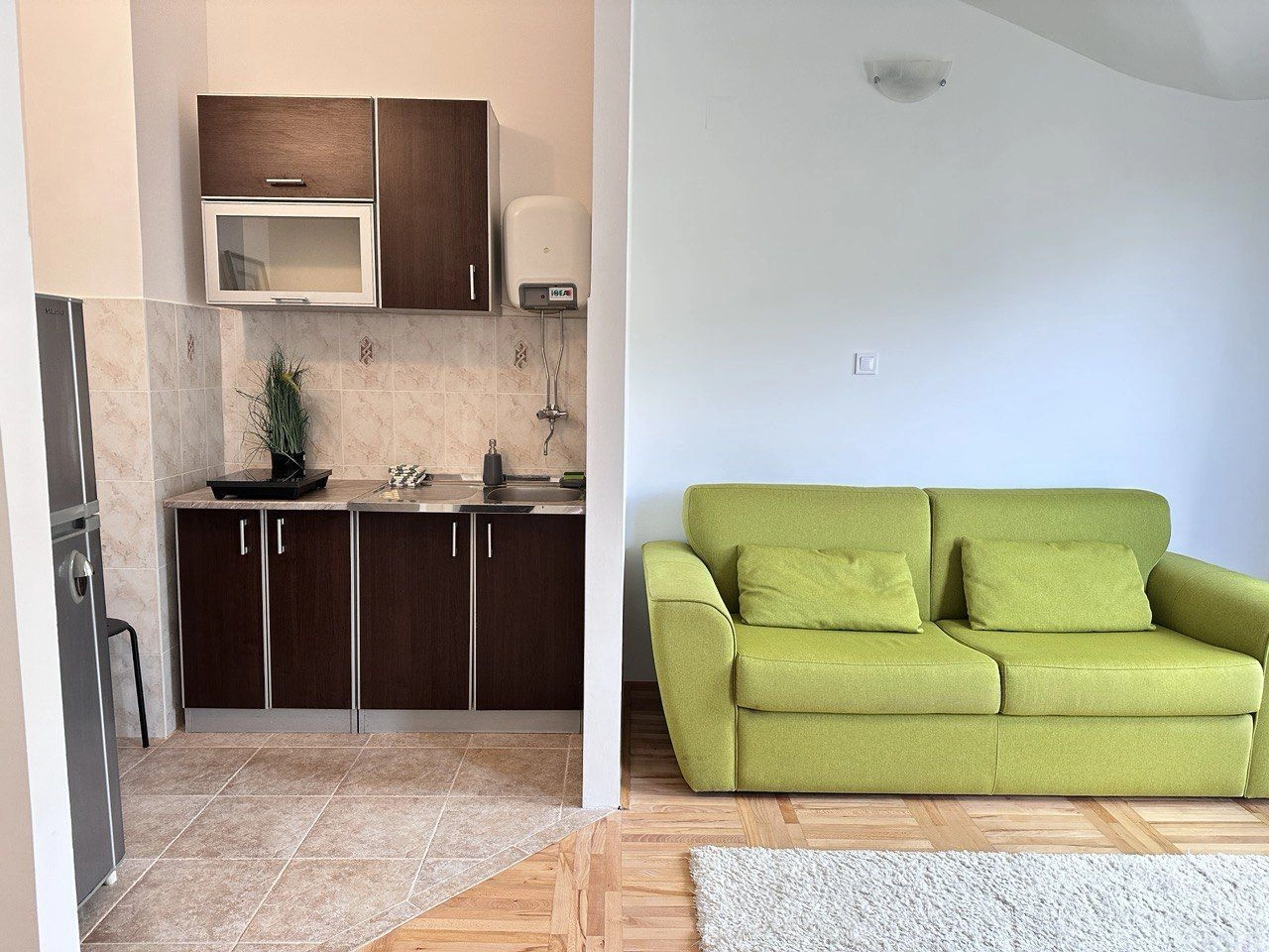 Уютная квартира 1+1 с видом на море в Будве