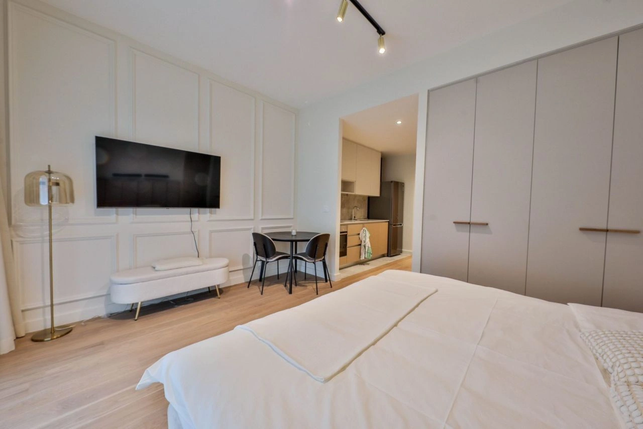 استوديو 0+1 في منطقة مرموقة في بلغراد، صربيا