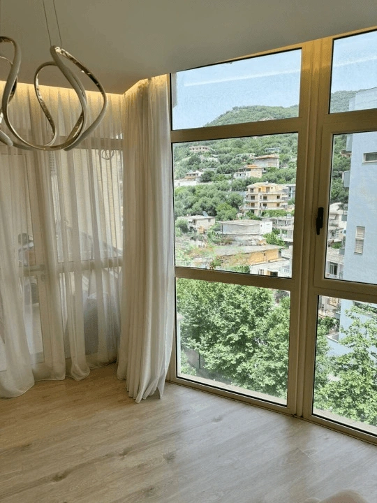 Apartment 98.2 m² with mountain view in Vlora