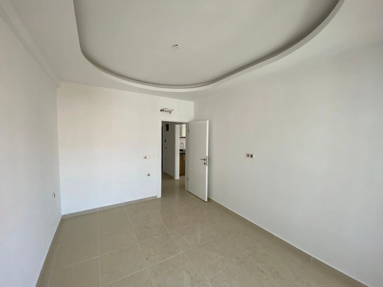 प्रतिष्ठित Alanya में 80 m2 का बड़ा अपार्टमेंट