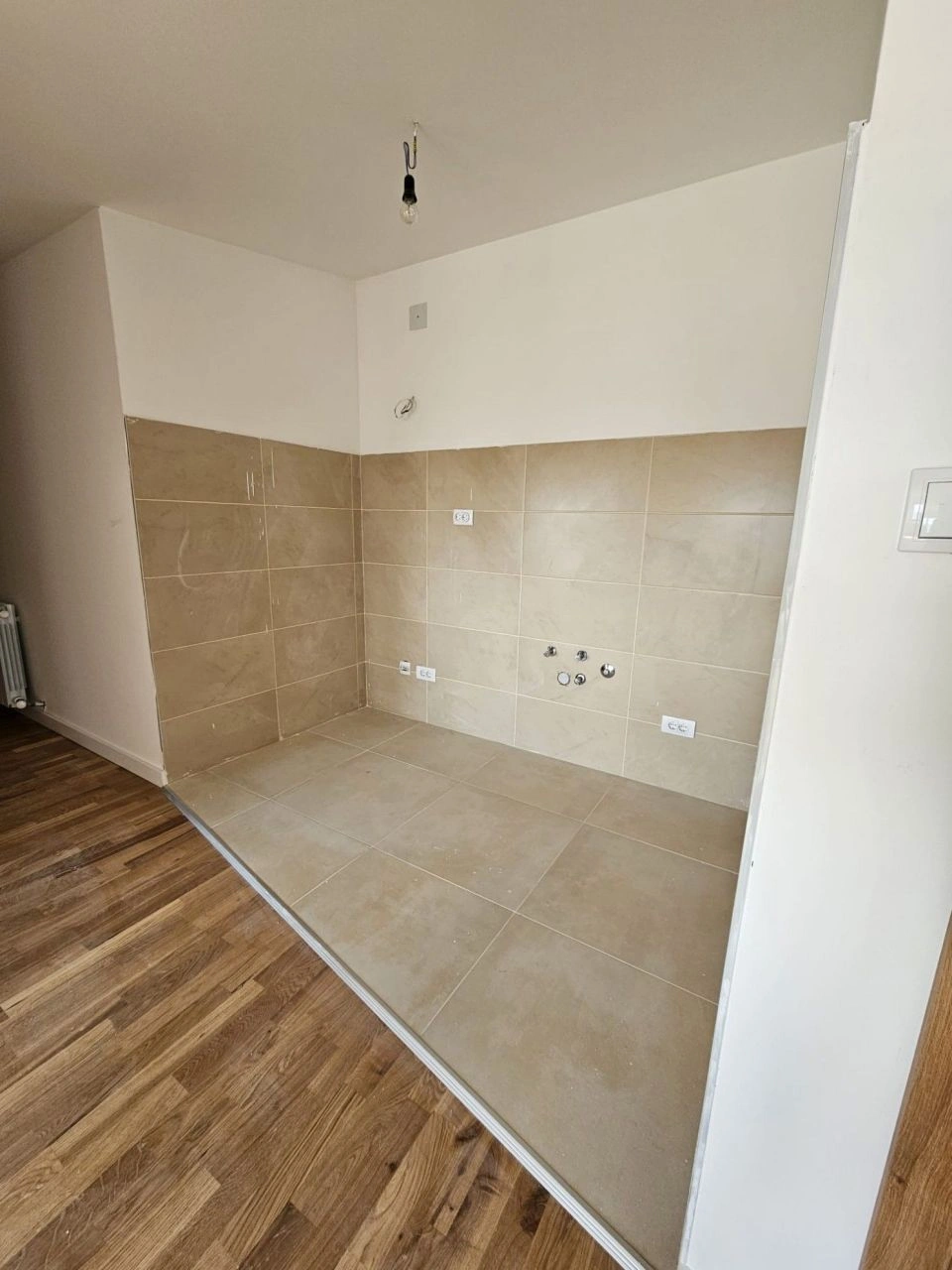 شقة مشرقة بمساحة 41 م2 في منطقة مرموقة ببلغراد، صربيا