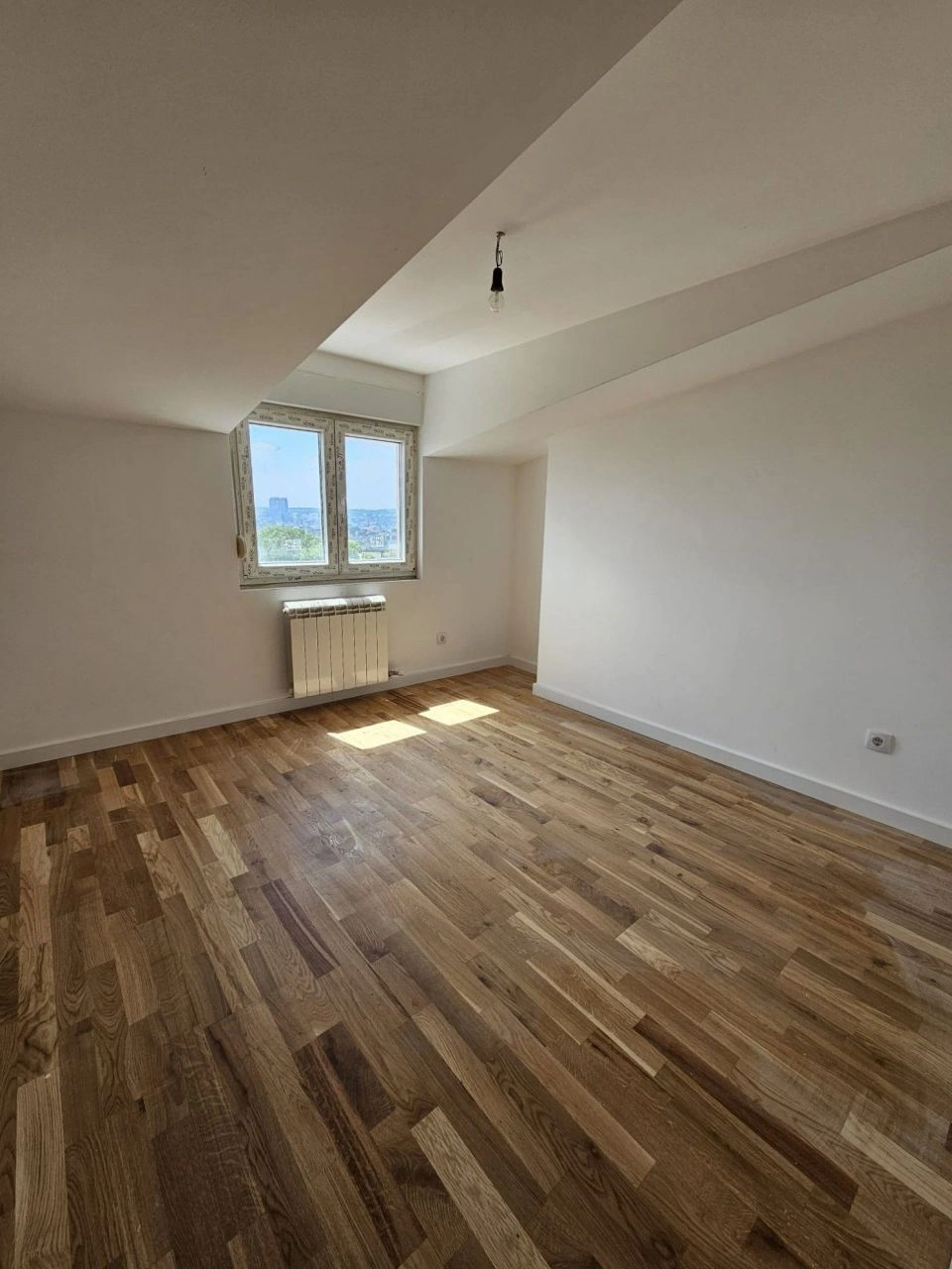 شقة مشرقة بمساحة 41 م2 في منطقة مرموقة ببلغراد، صربيا