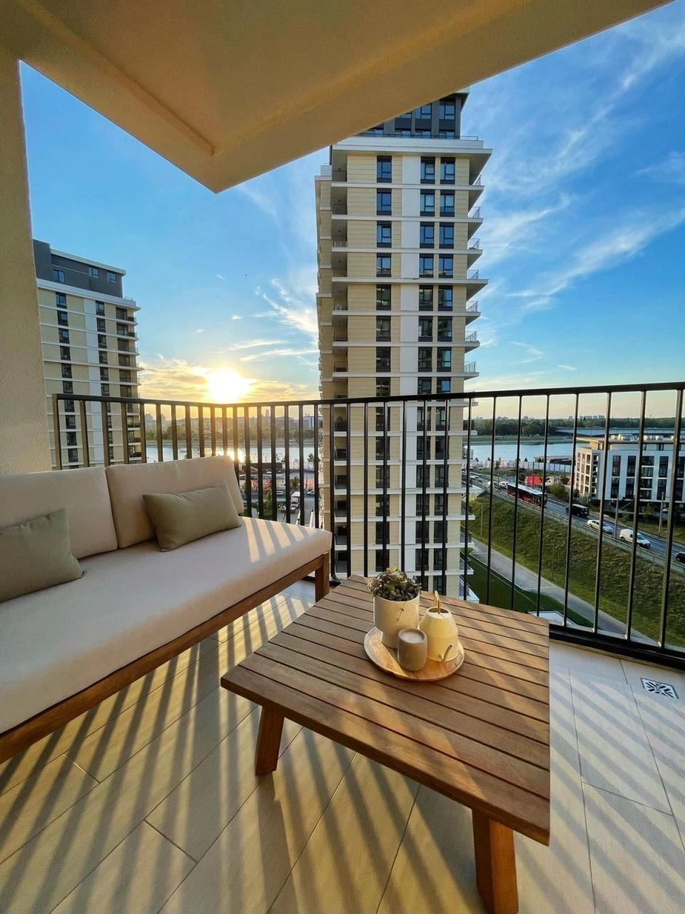 Apartment 2+1 with view of Danube river in Belgrade, Serbia