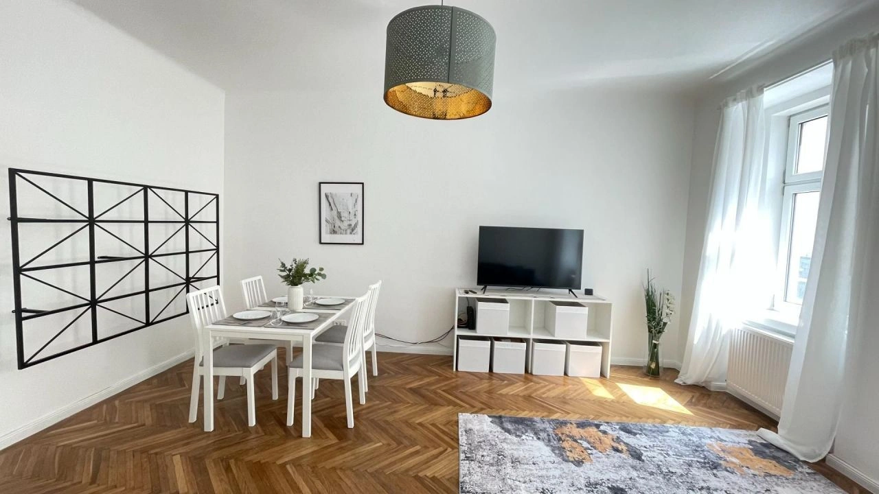 Apartment 1+1 in Penzing district in Vienna, Austria