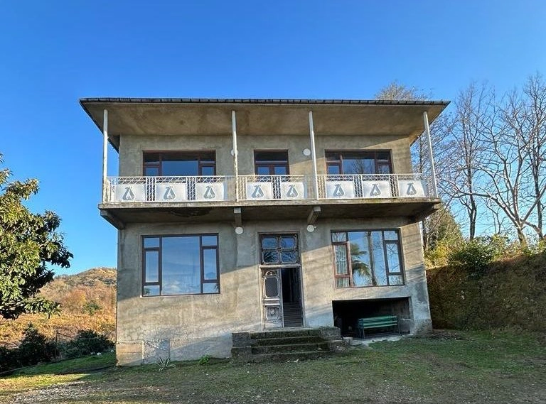 Geräumiges Haus mit Meerblick im Vorort von Batumi, Georgien, 400 m²