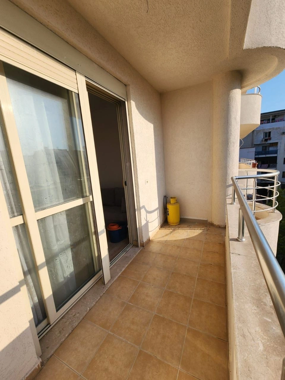 Bright apartment 65 m² in Durres