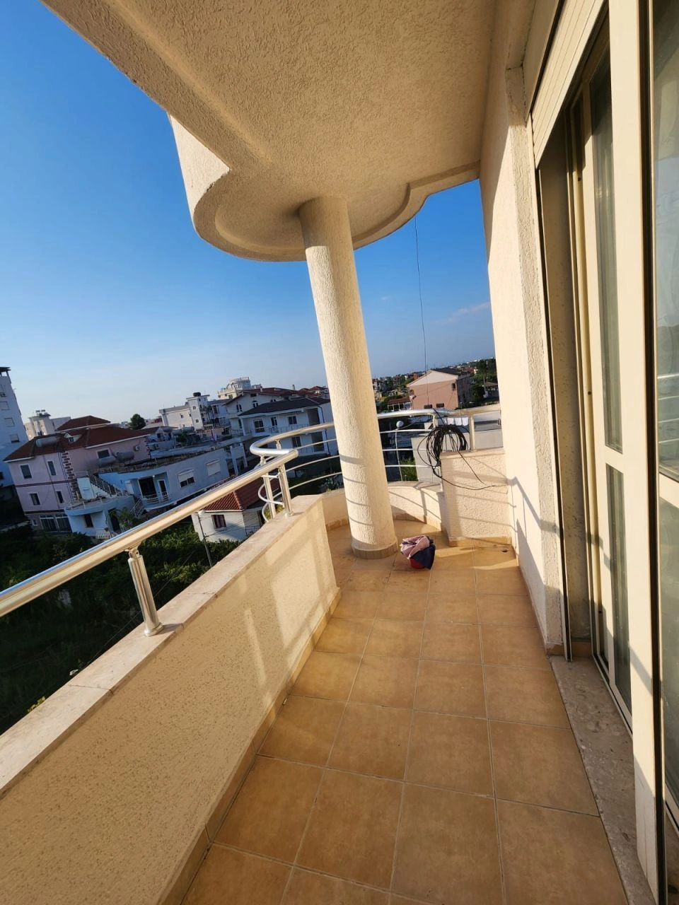 Bright apartment 65 m² in Durres
