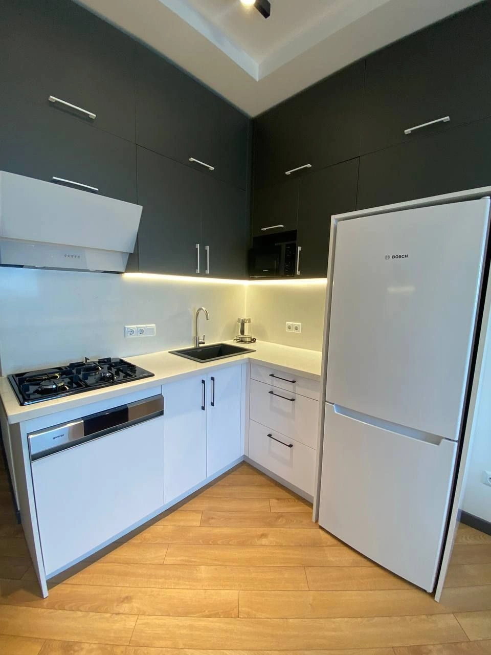 شقة واسعة بمساحة 50.4 م² على ساحل البحر الأسود في باتومي