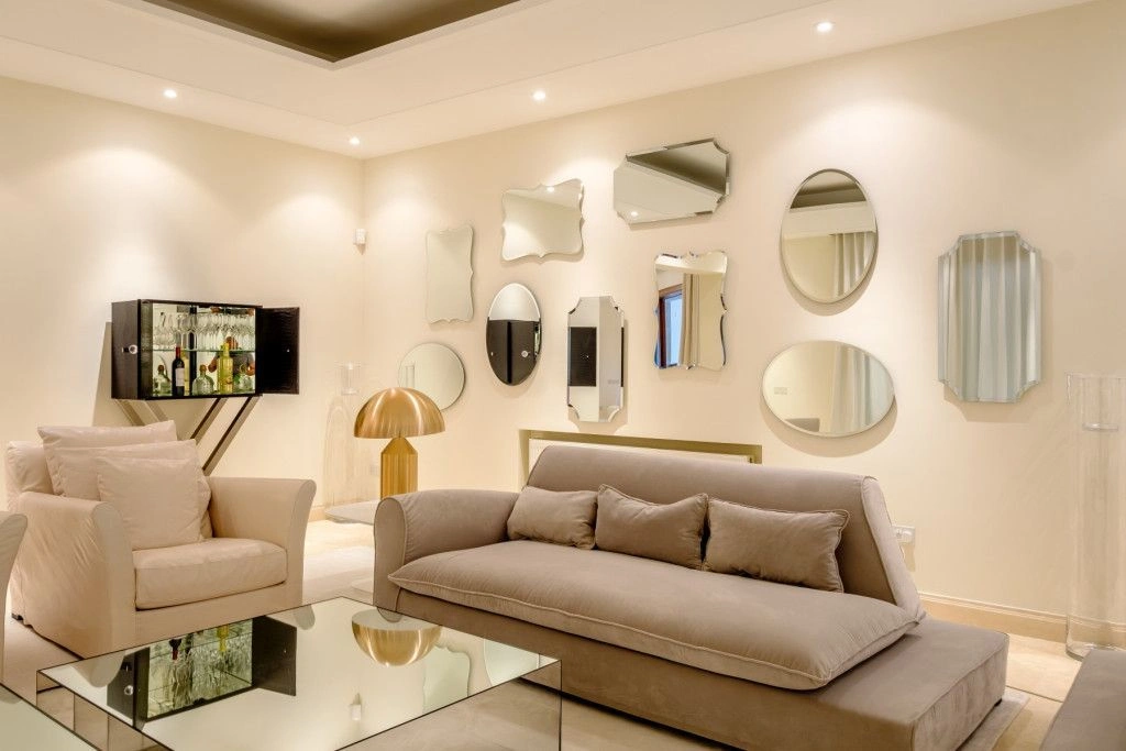 Luxuriöse 5+1 Villa in der Region Nikosia