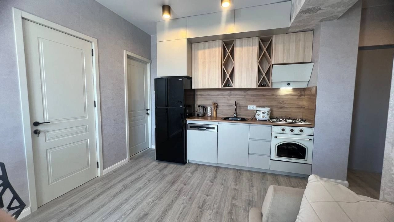 Квартира 2+1 с видом в тихом районе Тбилиси