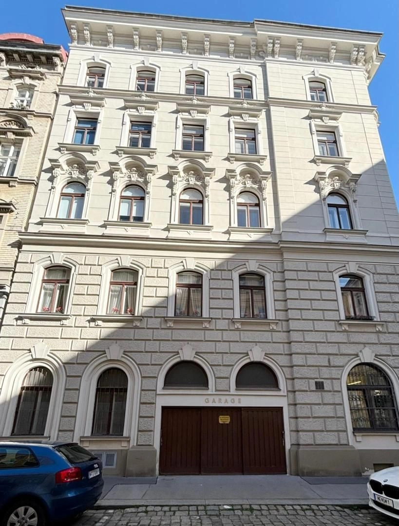 Bright apartment in the center of Vienna, Austria