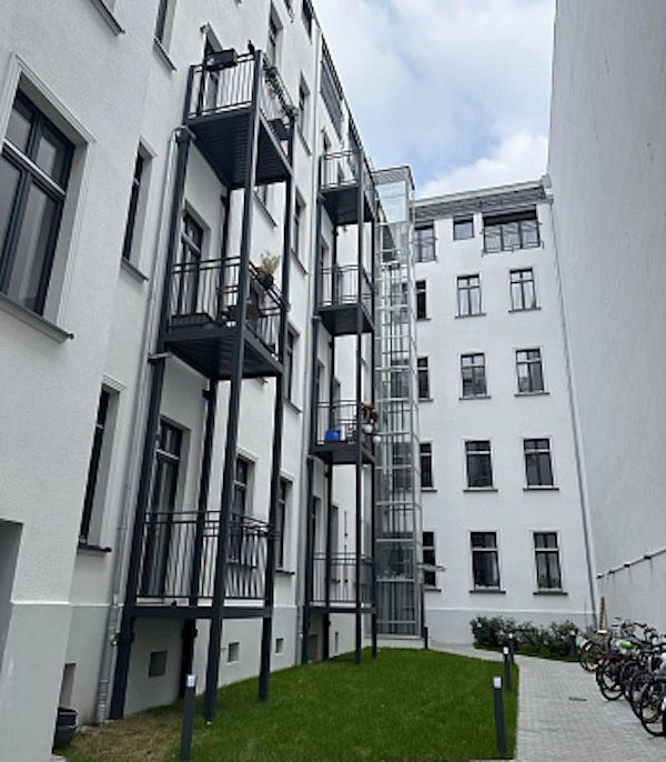Appartement dans une maison historique pour 1 500 k € à Berlin ✅ VelesClub Int.