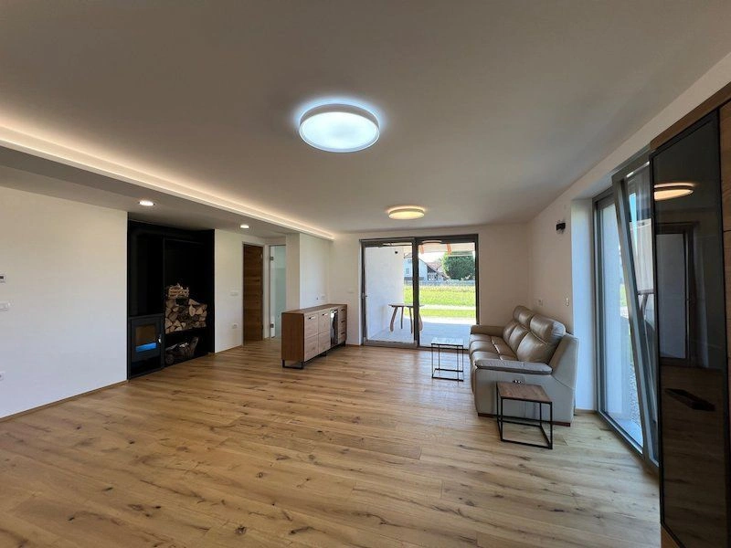 Villa 3+1 im beliebten Vorort von Domjale in Ljubljana