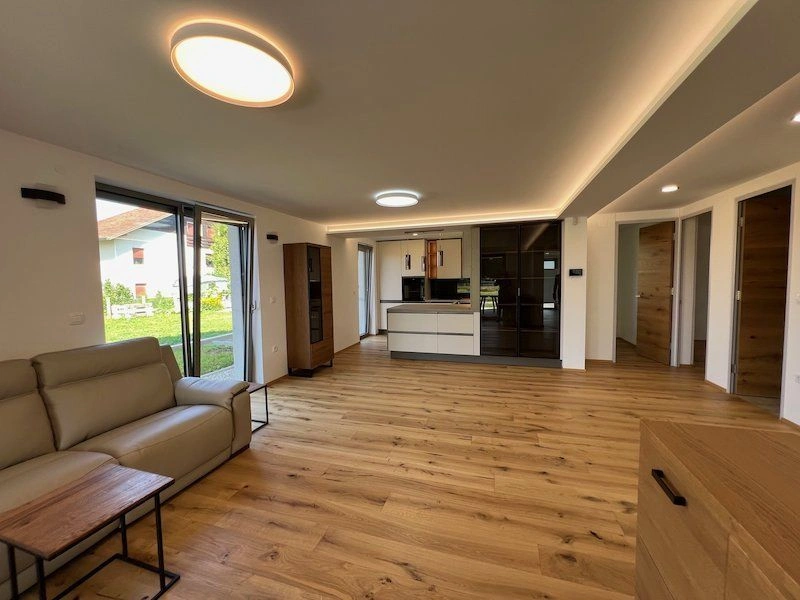 Villa 3+1 im beliebten Vorort von Domjale in Ljubljana